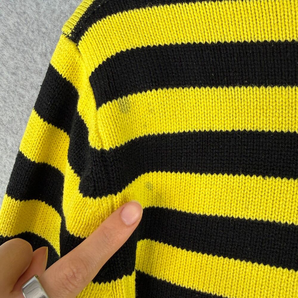 'Peanuts' Snoopy Graphic Yellow/Black Knit Pull Over Sweater Retro Slouchy Sz M - Picture 9 of 9